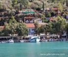 Vasiliki Blue, частни квартири в града Lefkada, Гърция
